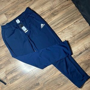 Men’s Adidas joggers